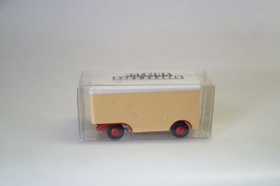 1:87 Brekina 55257 2-Achs-Anhänger hellbraun/weisses Dach – neu