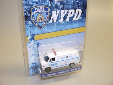 1:64 Greenlight 29803 1977 Chevrolet Emergency Van NYPD, neuw./ovp