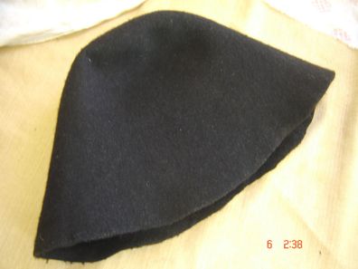 Hutstumpen Wollfilz fester Stumpen schwarz 130 gr Ü 54cm Rd 81cm Stu 689