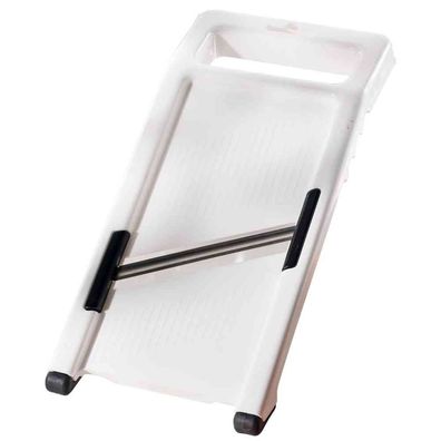 Gemüsehobel "Famos" 27 x 12 cm Gummifüße