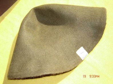 Hutstumpen Capeline Wolle Haar Rauhloden schlamm 100 gr Ü 102 cm Rd 90 cm Stu 650