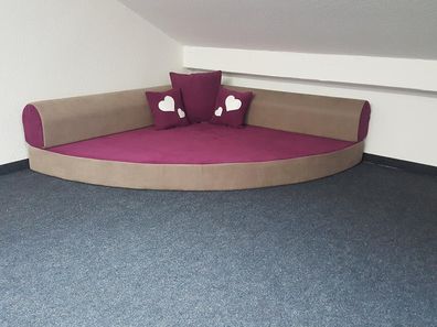Kuschelecke 140x140 cm, Farbe lila/schlamm, inkl. Kissen, Made in Germany;