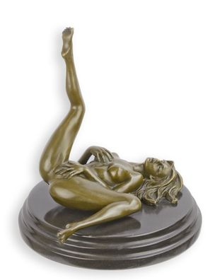 Bronzeskulptur einer liegenden weiblichen Aktfigur Erotik Replikat Retro Design Dekor