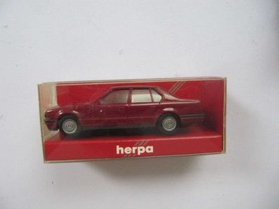 1:87 Herpa 2065/020657 BMW 535i dkl. rot, neu