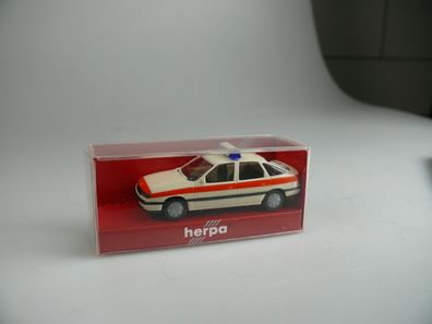 1:87 Herpa 041713 Opel Vectra ‘Notarzt’ – neu!