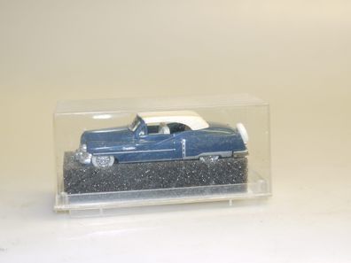 1:87 Praline 83406 Cadillac 54' Cabrio blau – neu