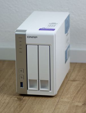 QNAP TS-231P Gehäuse + 4 TB WD RED / Netzteil / RAID JBOD / USB 3.0 / NAS Server