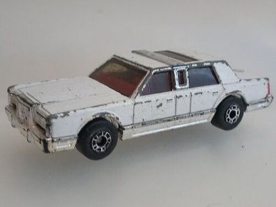 Lincoln Town Car 1:76 Matchbox Superfast Macau Modellauto