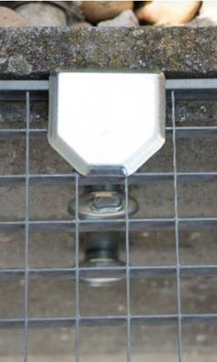 1 Paar Sträb Gitterrostsicherung Celarix Classic auch für Kunststoffschächte,