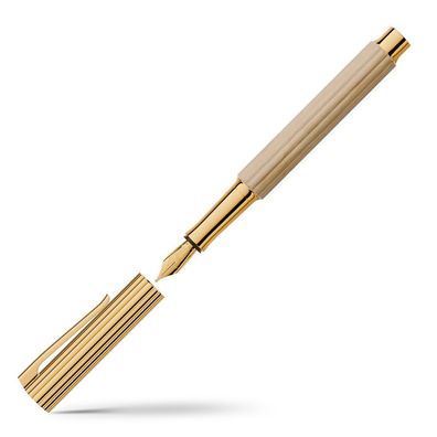 Graf von Faber-Castell Füllfederhalter Bloom 18k Hainbuche