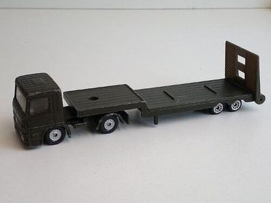 Mercedes Sattelzug für Kampfpanzer Leopard Siku 1637 Modellauto