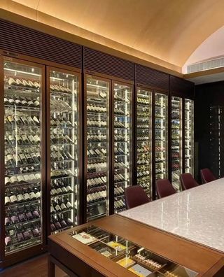 Weindisplay Weinschrank Flaschenregal Weinmöbel Weinaufbewahrung Weinvitrine