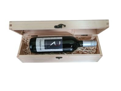 Geschenk Chardonnay 2024 Qualitäts Wein in Holzbox mit Verschluss