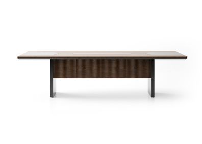 Schreibtisch Inspirierendes Mobiliar für wichtige Angelegenheiten