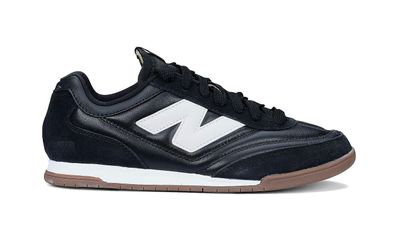 Sneakers New Balance URC42LB Schwarz