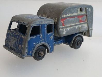 Tippax Refuse Collector Matchbox 1-75 No.15C Modellauto