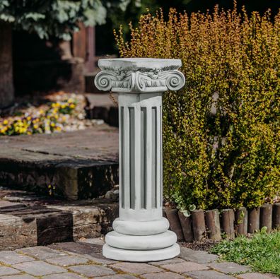 Massive griechische jonische Säule groß Podest Sockel aus Steinguss frostfest
