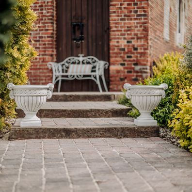 Massive Pflanzgefäße Steinvase im 2er Set, H. 43 cm, aus Steinguss frostsicher