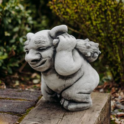 Massive Steinfigur lustiger XXL Troll Neandertaler Wichtel Gnom aus Steinguss