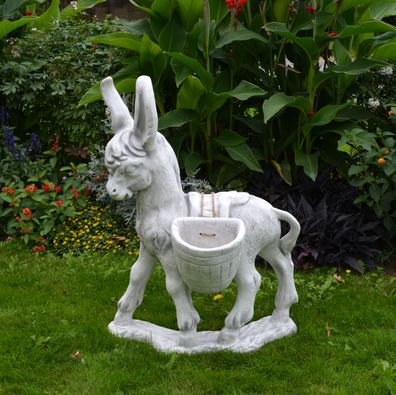 Massive Steinfigur riesiger Esel mit Pflanzkörbe Tierfigur Steinguss frostfest