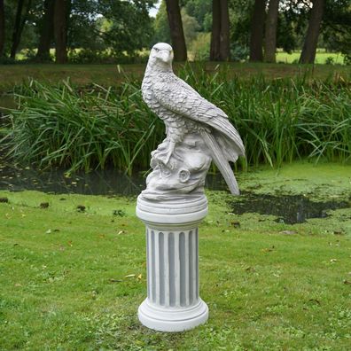 Massive Steinfigur Steinadler Adler auf Rund-Sockel Podest Steinguss frostsicher