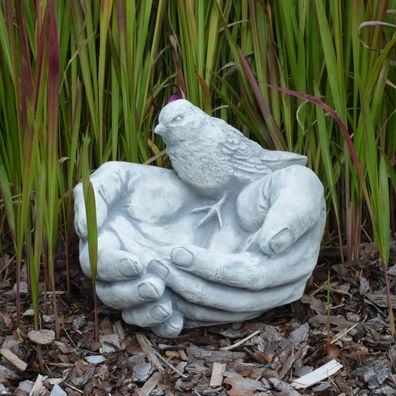 Massive Steinfigur Trinkschale Hand mit Vogel Vogeltränke aus Steinguss frostfes