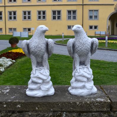 Sonderangebot: Große massive Steinfiguren Stein Adler Doppel Steinguss frostfest