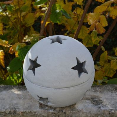 Steinfigur Dekorationselement Kugel mit Sterne Ø 28 cm aus Steinguss frostsicher