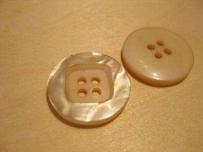 1 Kunststoffknopf haut 20x3mm 4 Loch a 2mm Nr 333/34