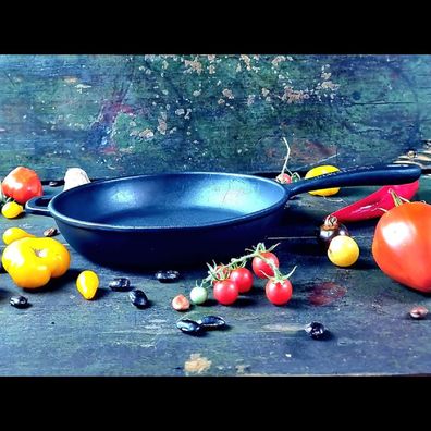 Grillpfanne aus Gusseisen 24 cm Schmorpfanne Bratpfanne Steakpfanne