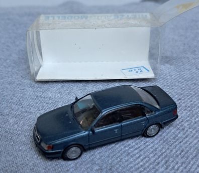 Audi 100 blaumetallic Rietze