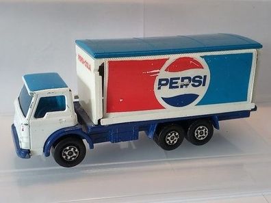 Ford D-Serie , epsi Cola, Matchbox Super Kings K-40 Modellauto