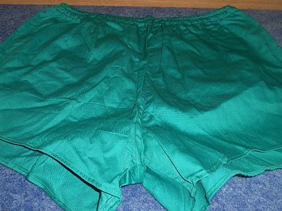 Turnhose / Sporthose Größe 9 mit Slipeinsatz-Farbe grün