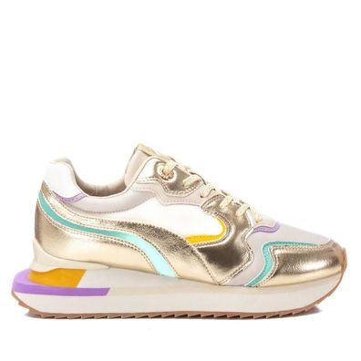 Sneakers Xti Damen in goldfarbenem Metallic-Design