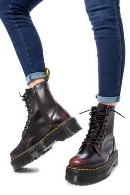Bottines Dr Martens Jadon in Cherry Red