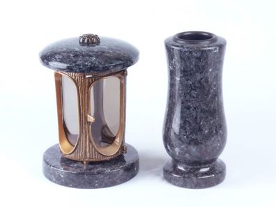 designgrab Runde Grablampe (messingfarben) mit Rosette & passender Granitvase – stilv