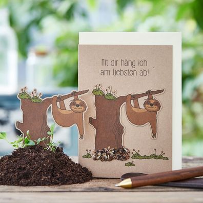 Grußkarte â€?Faultierâ€? â€? Pflanzbare Karte mit Saatstecker & Blumensamen â€? DIN A