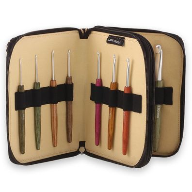 Lana Grossa KnitPro Häkelnadel-Set Alu mit Holzgriff 14 Nadeln im stilvollen Etui