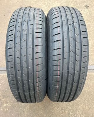 2x Sommerreifen 205/65 R17 100Y XL Vredestein Ultrac * DOT22 NEU