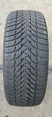 1x Winterreifen 215/50 R17 95H XL Kumho WinterCraft WP51 DOT22 7,5-8,4mm