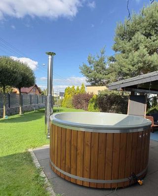 GardenAndPoolsCom Hot Tub Badezuber CISA Hybrid Ø 2 m Holzofen und E-Ofen 3 kW