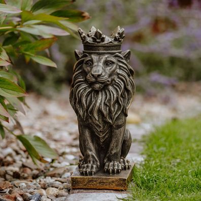 Löwenfigur mit Krone, Löwe Steinfigur, Steinguss, 36 cm Höhe, 9 kg, Frostsicher