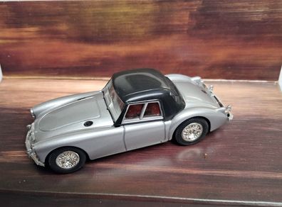 MG A Hardtop silber mit schwarz , orgi Classic