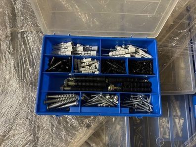 Schrauben und Dübel Sortimente im Koffer, Palette 39a