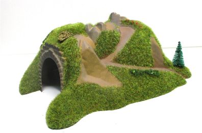 Spur N Busch 8001 eingleisiger Tunnel, gebogen Fertigmodell