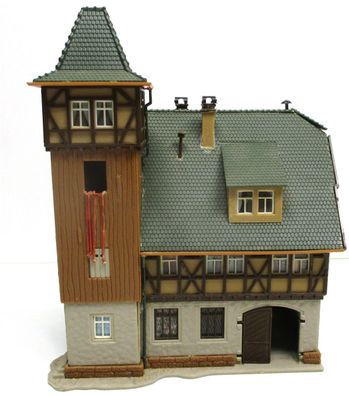 Spur N Vollmer Feuerwache mit Schlauchturm Fertigmodell