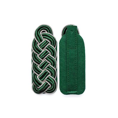 Schultergeflecht / Meistergeflecht grün Soutache mit silber Kordel grünem Filz