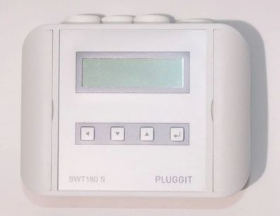 Sole-Erdwärmetauscher mit Energieeffizienzpumpe und Steuerung Pluggit