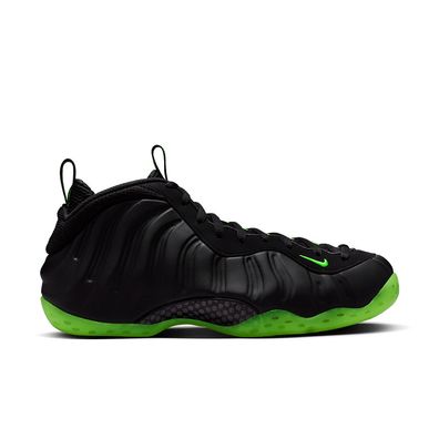 Nike Air Foamposite One Black Volt