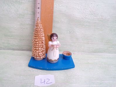 altes Erzgebirge Herzel Engel Kerzenleuchter Spanbaum Holz ca 8,5cm